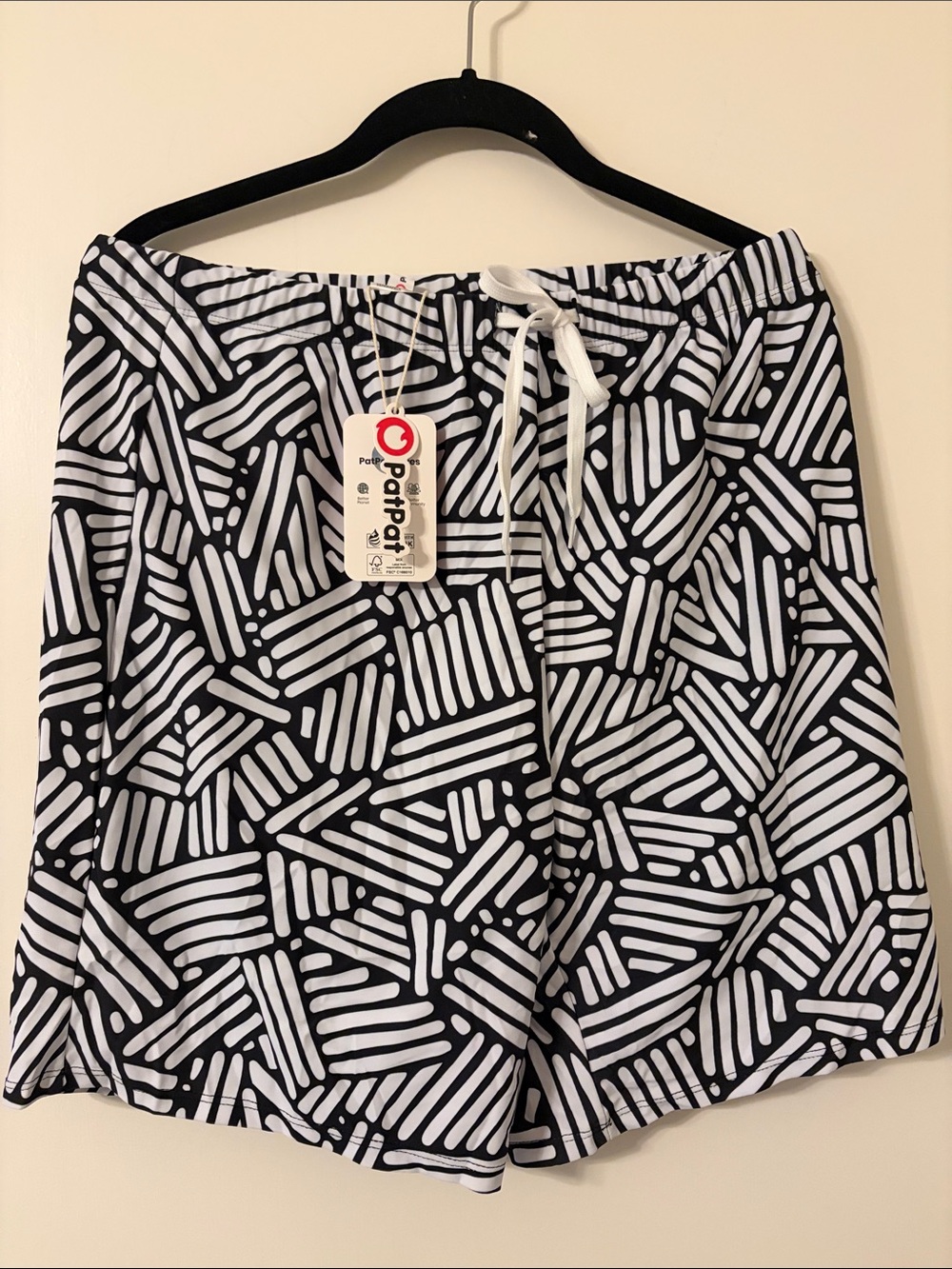 PatPat Black and White Geometric Drawstring Shorts